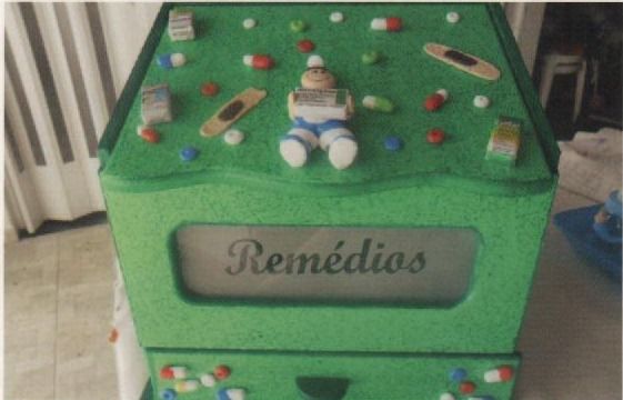 CAIXA DE REMEDIO